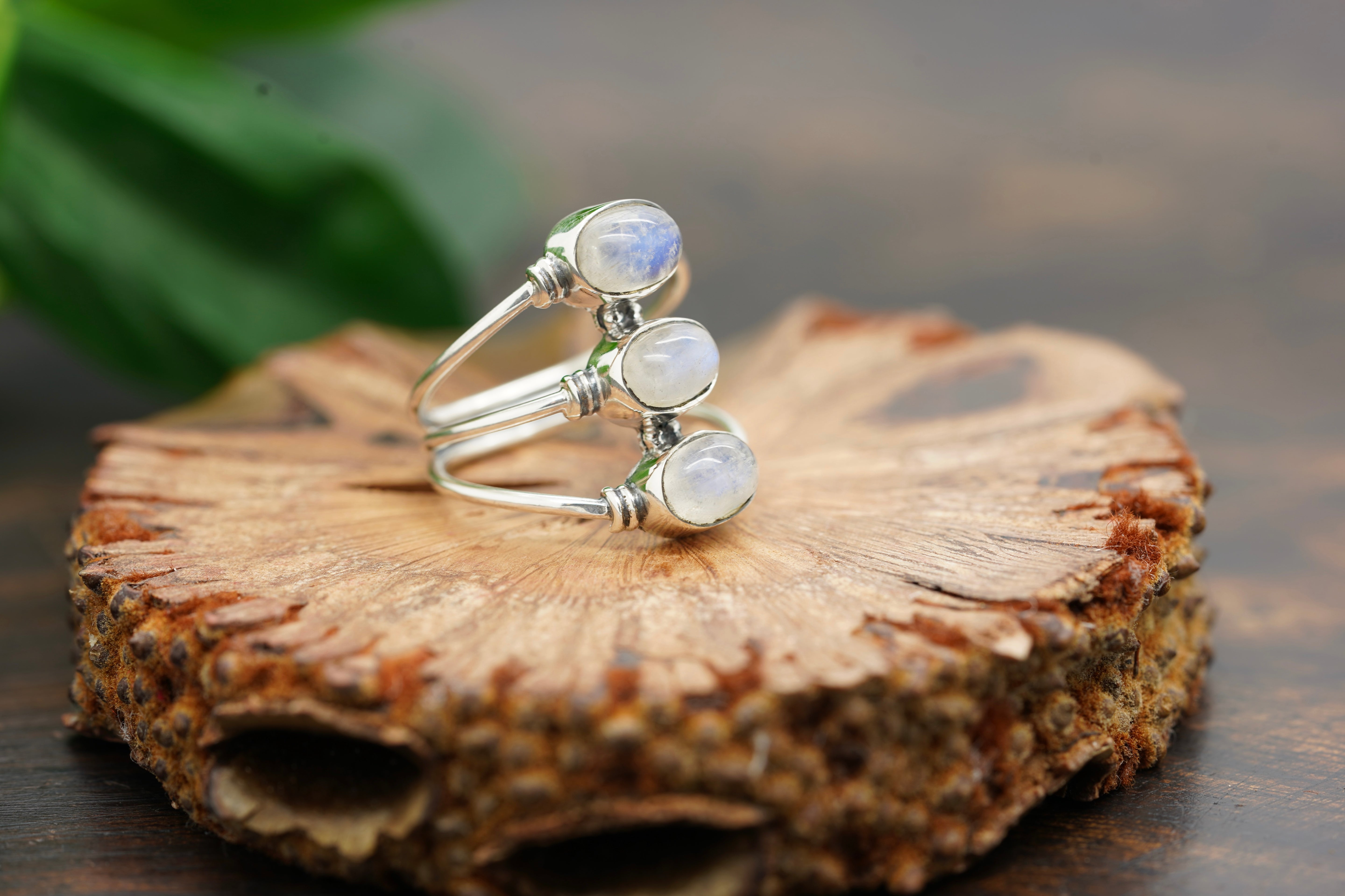 mondstein ring, mondstein ring silber, edelstein ring, doli Ring, Silber Ring, ring aus mondstein, Edelstein ring, ring mondstein
