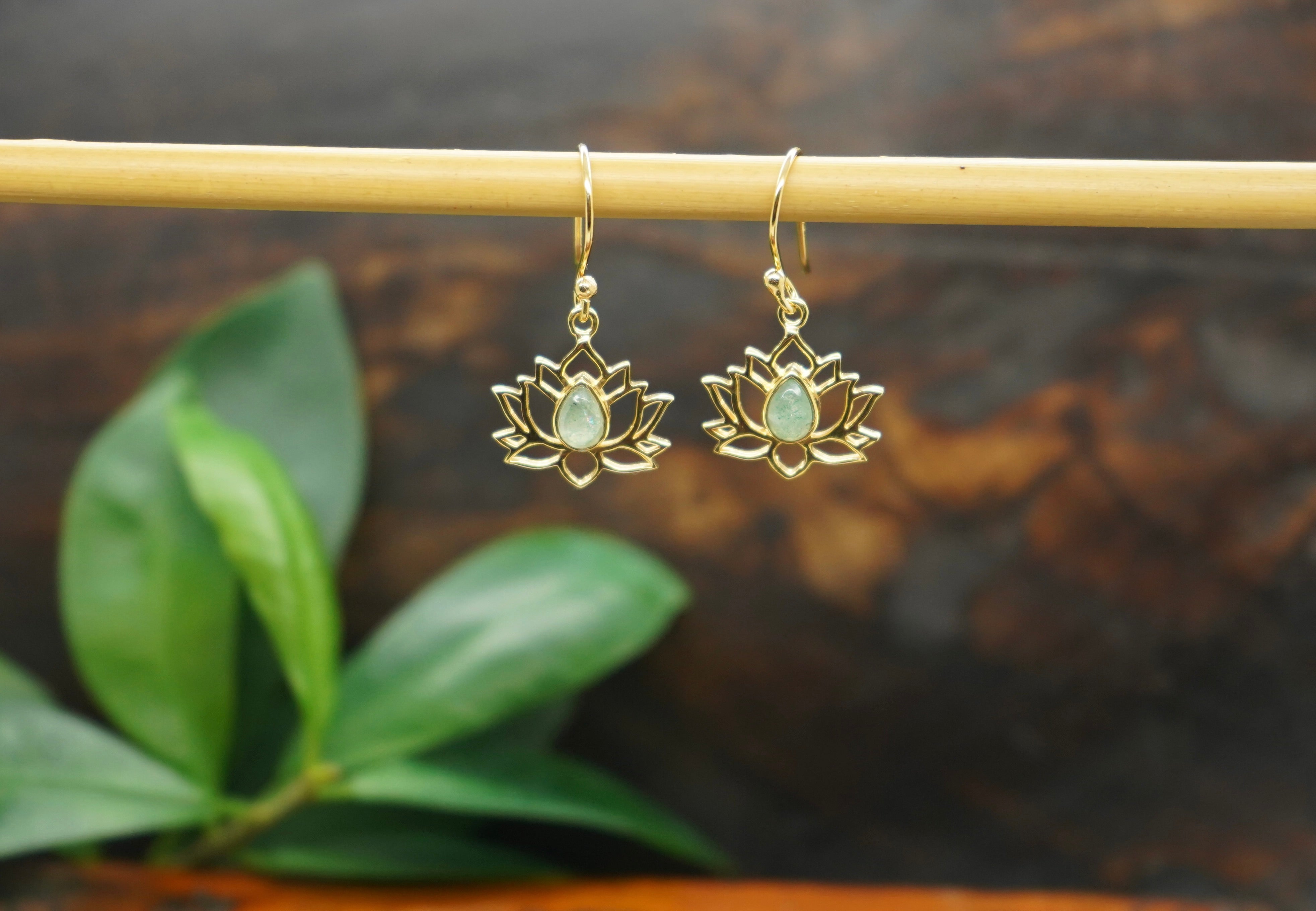 lotus ohrringe, ohrringe lotus, lotus ohrringe gold, aventurin ohrringe, aventurin ohrringe gold, edelstein ohrringe, ohrringe edelstein