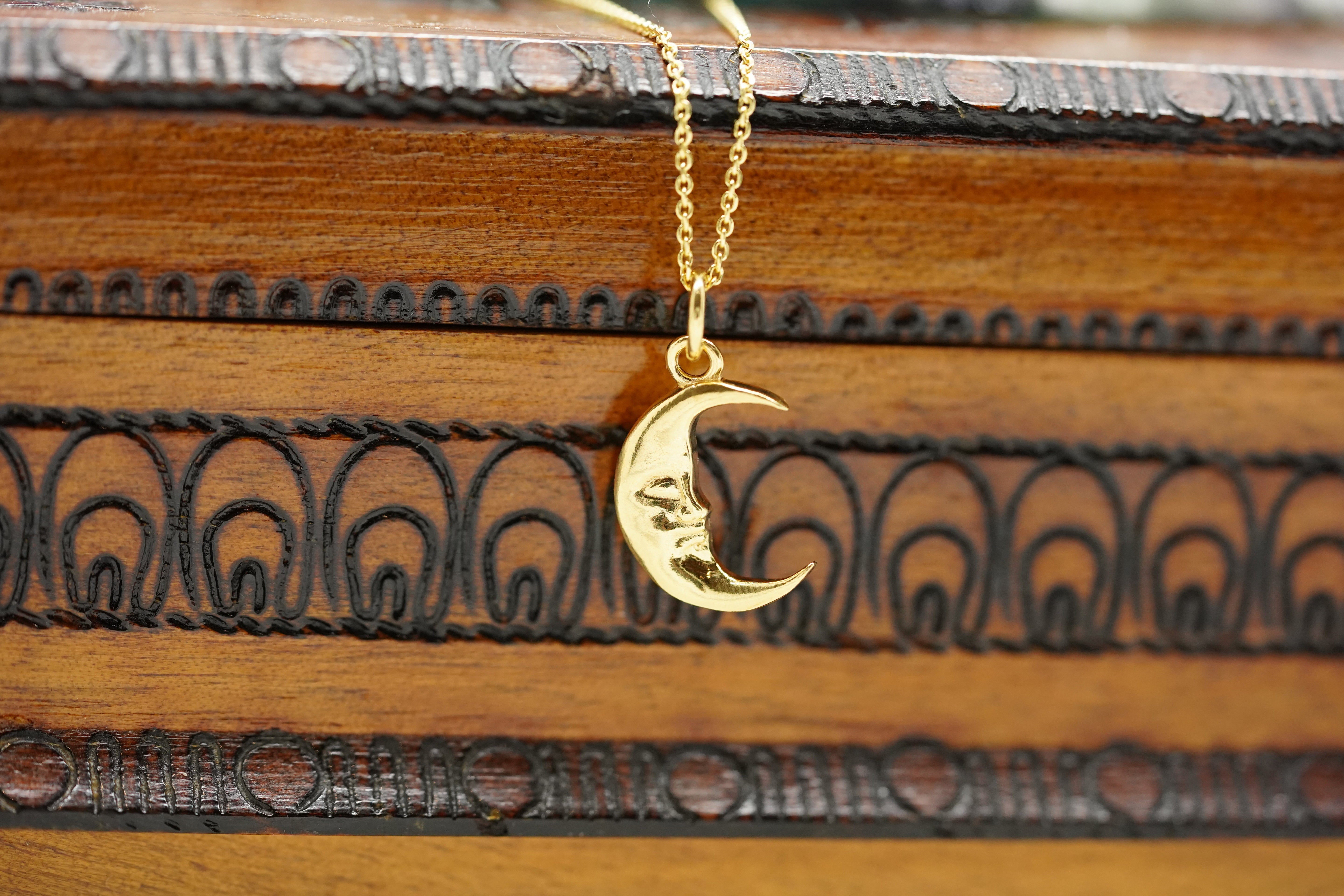 mond kette, mond kette gold, mond anhänger, kette mit mond anhänger, mond anhänger gold, kette vergoldet